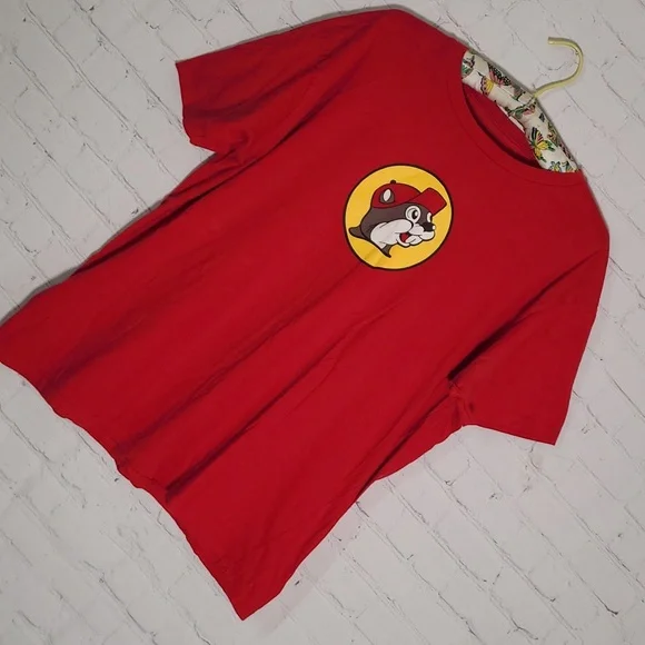 Buc-ee's Red Classic Yellow Beaver  Logo Tee Tshirt Unisex Top Size XL - Picture 6 of 9